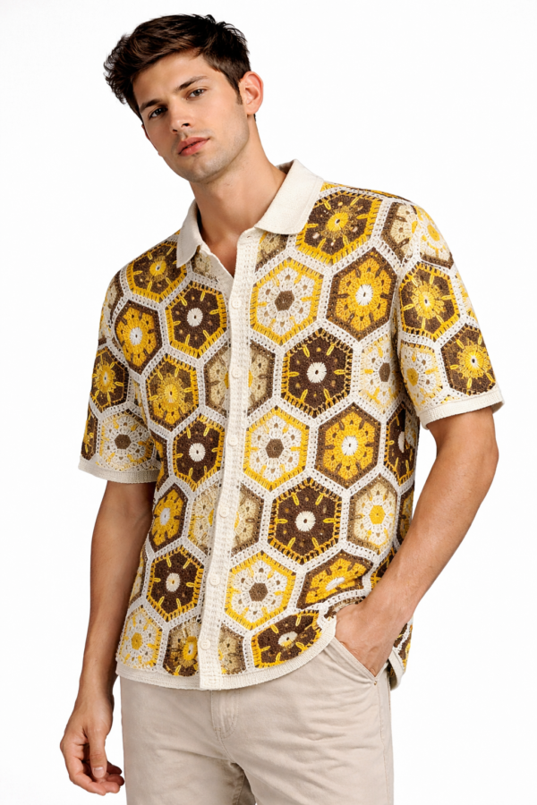 Men’s Honeycomb Floral Patterned Button-Down Shirt